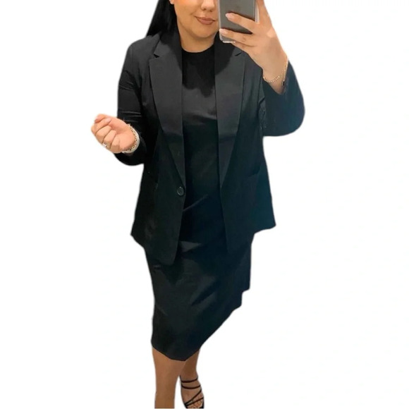 NWOT Women’s Single Breasted Long Sleeve Collared 2 Button Front V Neck Jacket - Picture 7 of 7